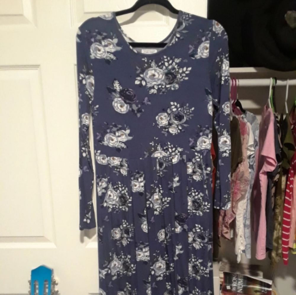 Long sleeved dress